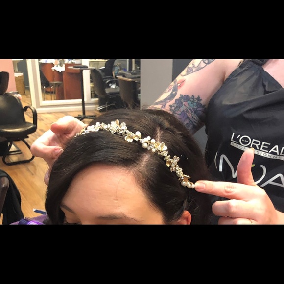 Quality bridal hair vine - Picture 3 of 7